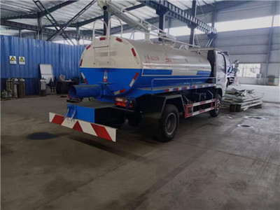 國六東風福瑞卡5方吸糞車錫柴110馬力發(fā)動機